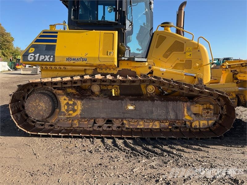 Komatsu D61PXI-24 Crawler Dozer Buldozer sobre oruga