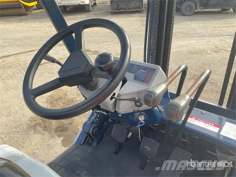Komatsu FG25T-11E 2500 kg Forklift Heftrucks overige