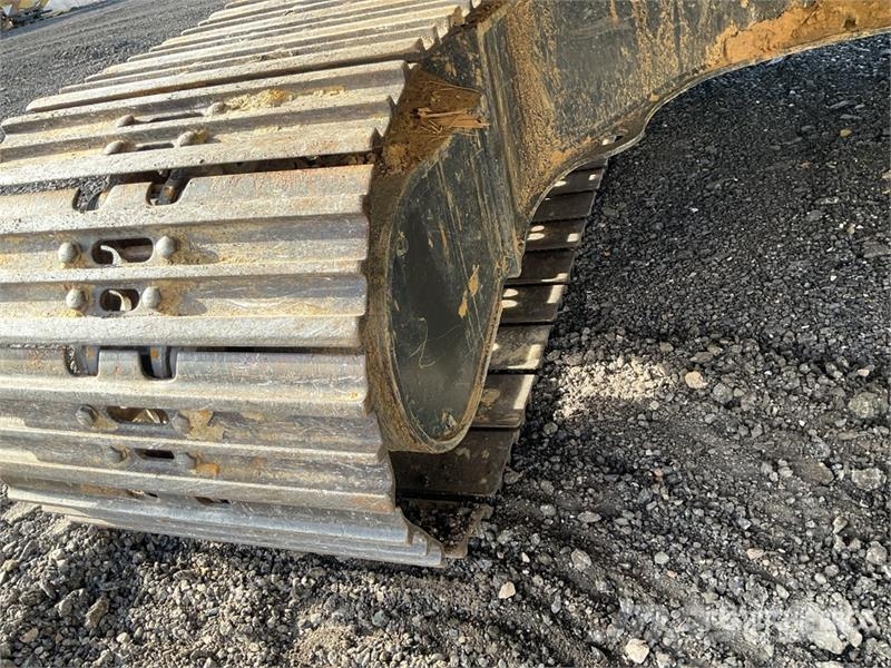Komatsu HB215LC-2 Tracked Excavator Excavadoras de cadenas