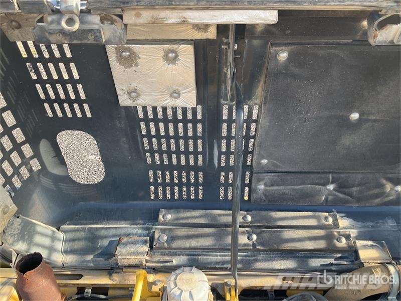 Komatsu HB215LC-2 Tracked Excavator Excavadoras de cadenas
