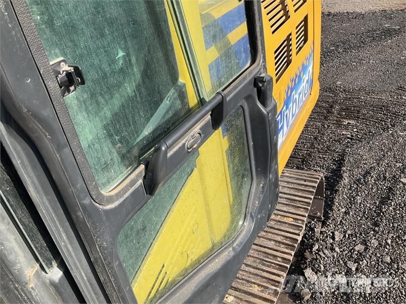 Komatsu HB215LC-2 Tracked Excavator Excavadoras de cadenas