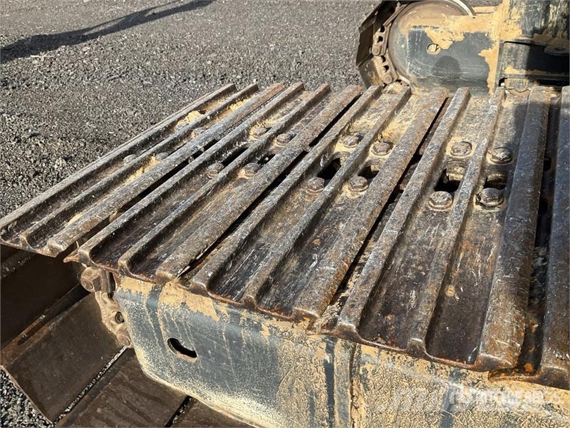 Komatsu HB215LC-2 Tracked Excavator Excavadoras de cadenas