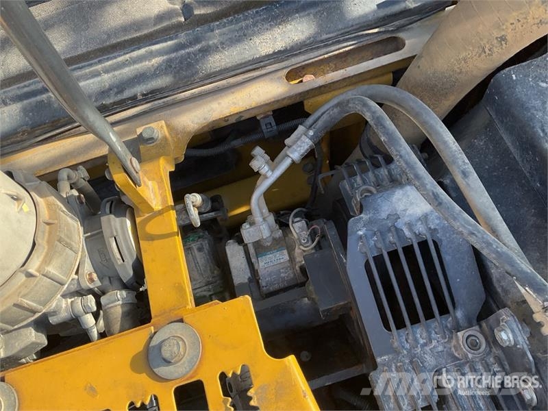 Komatsu HB215LC-2 Tracked Excavator Excavadoras de cadenas