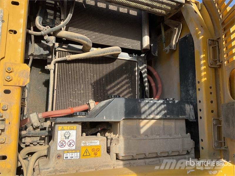 Komatsu HB215LC-2 Tracked Excavator Excavadoras de cadenas
