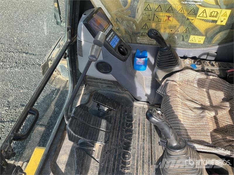 Komatsu HB215LC-2 Tracked Excavator Excavadoras de cadenas