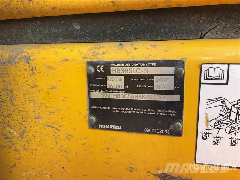 Komatsu HB365LC-3 Tracked Excavator حفارات زحافة