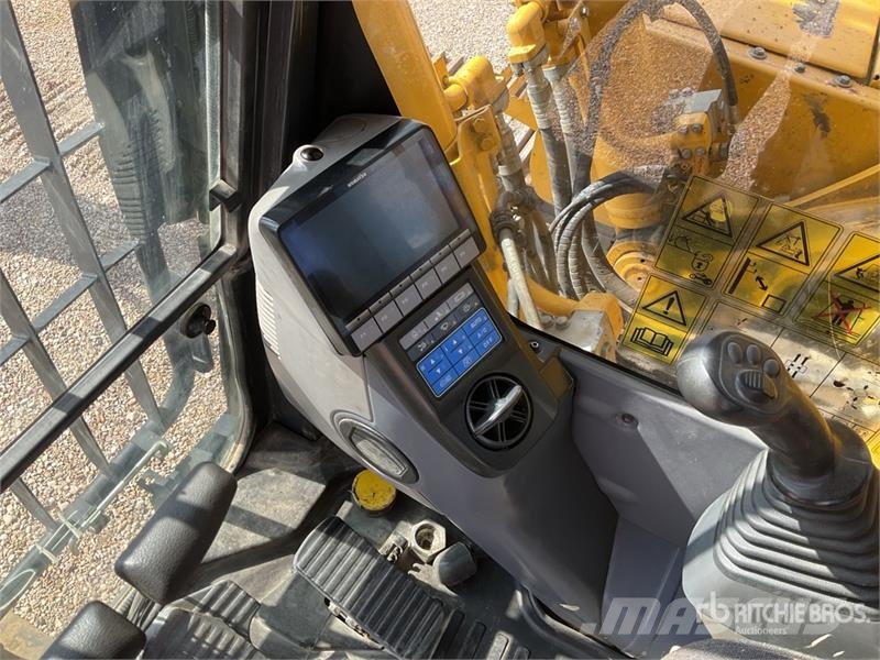 Komatsu HB365LC-3 Tracked Excavator حفارات زحافة