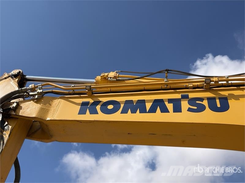 Komatsu HB365LC-3 Tracked Excavator حفارات زحافة