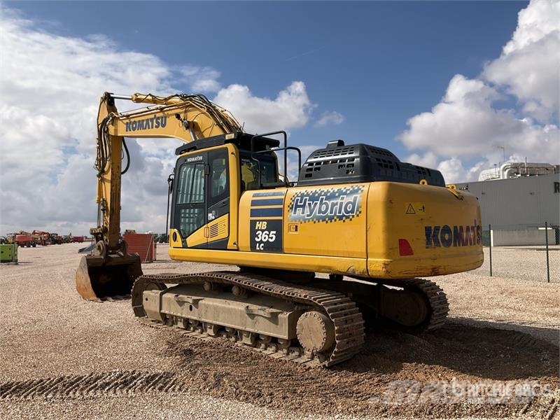 Komatsu HB365LC-3 Tracked Excavator حفارات زحافة