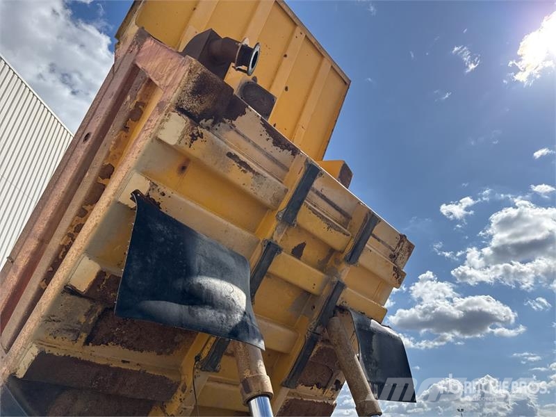 Komatsu HD405-7 Kĺbové nákladné autá