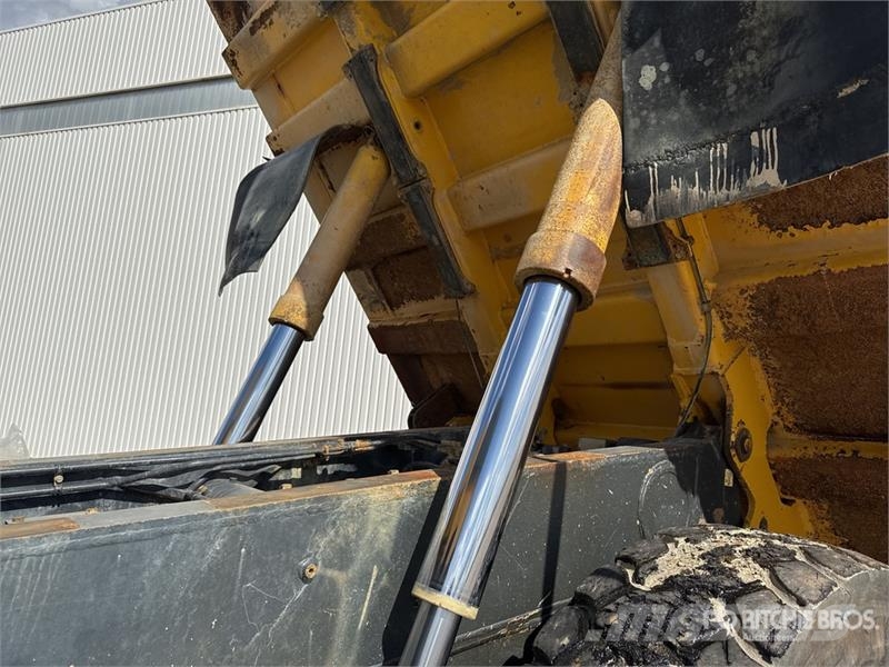 Komatsu HD405-7 Kĺbové nákladné autá