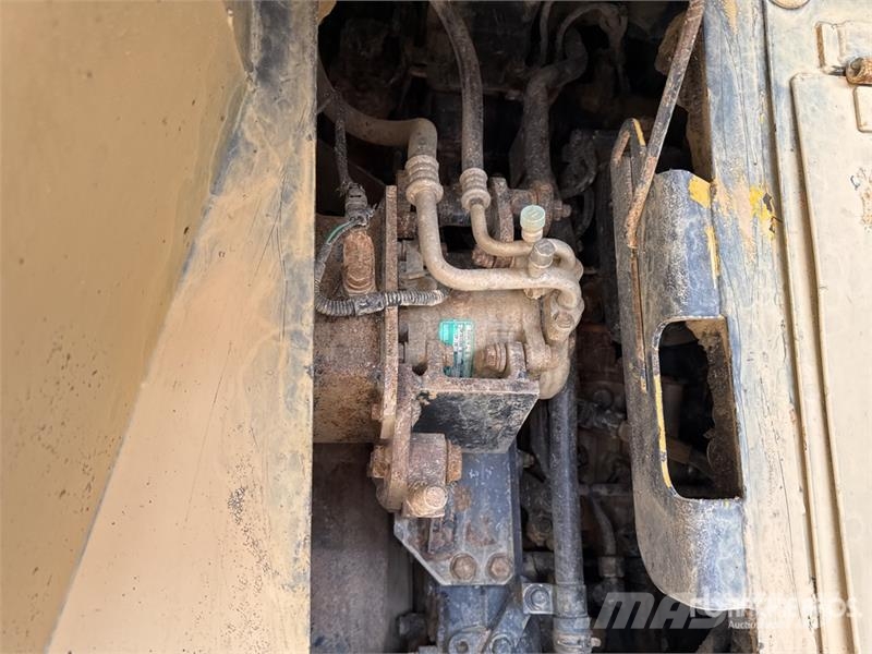 Komatsu HD405-7 Kĺbové nákladné autá