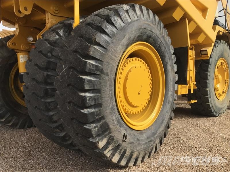 Komatsu HD785-5 Articulated Haulers