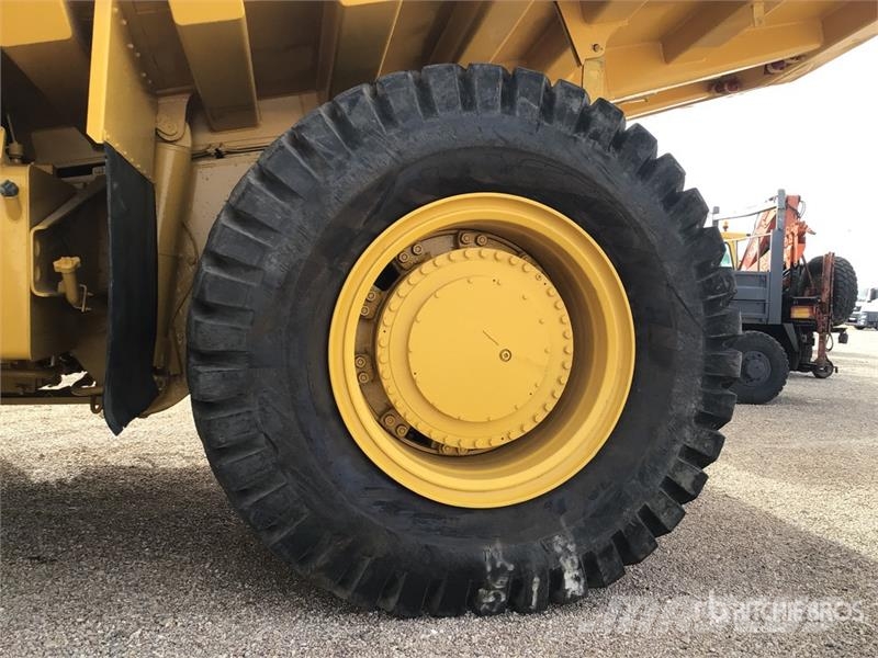 Komatsu HD785-5 Articulated Haulers
