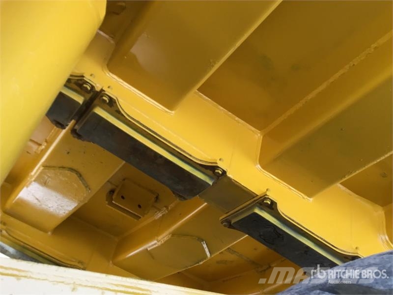 Komatsu HD785-5 Articulated Haulers