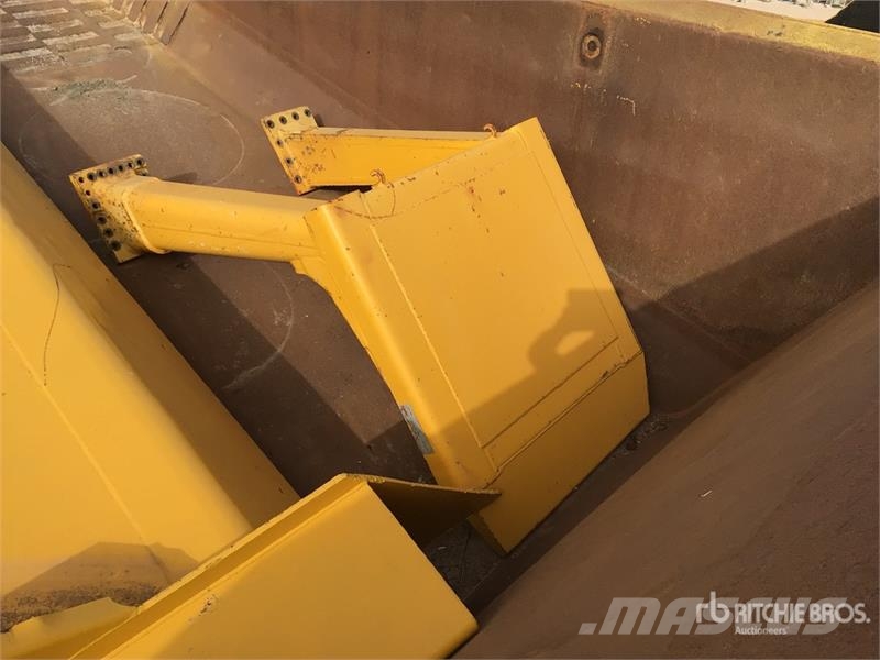 Komatsu HD785-5 Articulated Haulers