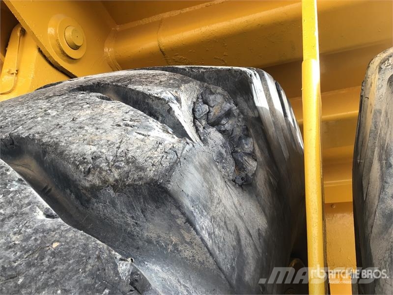 Komatsu HD785-5 Articulated Haulers