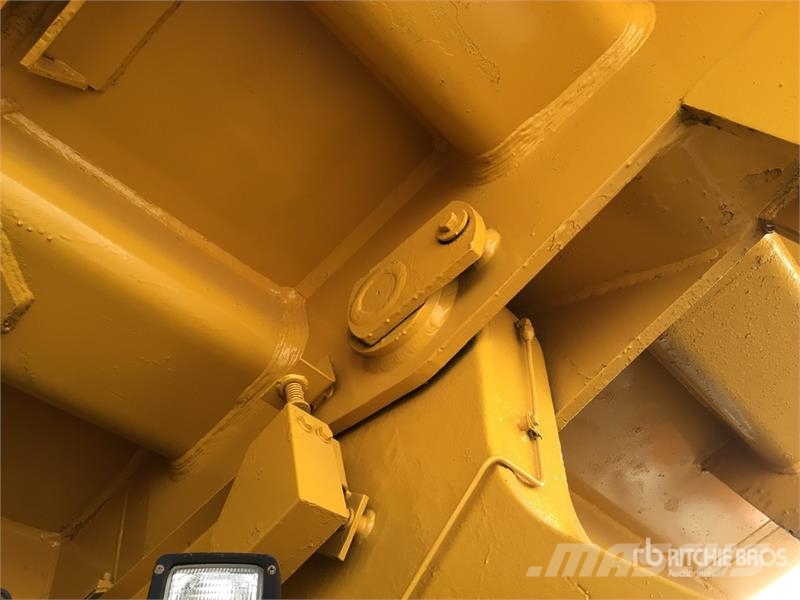 Komatsu HD785-5 Articulated Haulers