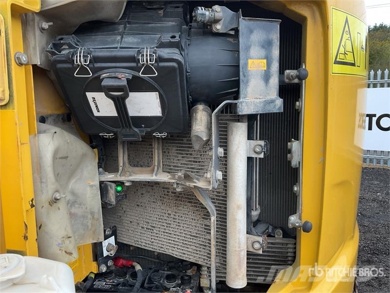 Komatsu PC 138US-10 Tracked Excavator Excavadoras de cadenas
