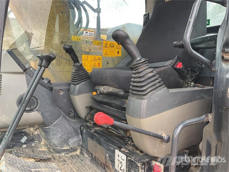 Komatsu PC 138US-11 Tracked Excavator Roomikekskavaatorid