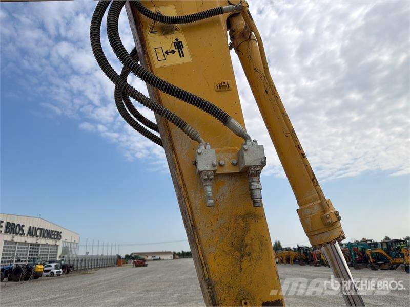 Komatsu PC 138US-11 Tracked Excavator Escavadeiras de esteiras