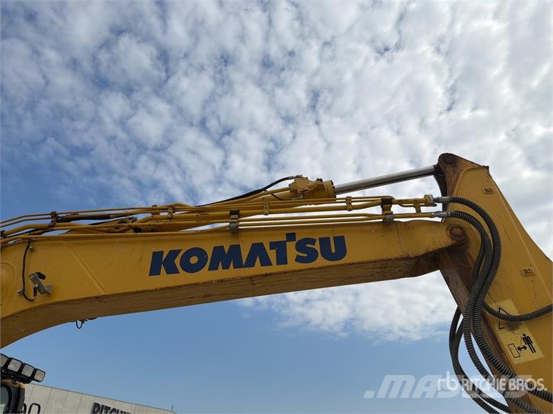 Komatsu PC 138US-11 Tracked Excavator Escavadeiras de esteiras