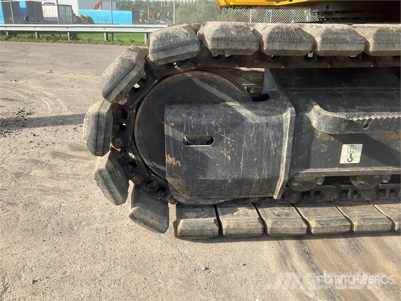 Komatsu PC 138US-11 Tracked Excavator حفارات زحافة
