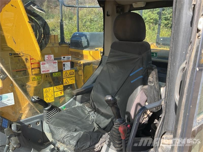 Komatsu PC 138US-11 Tracked Excavator Crawler excavators