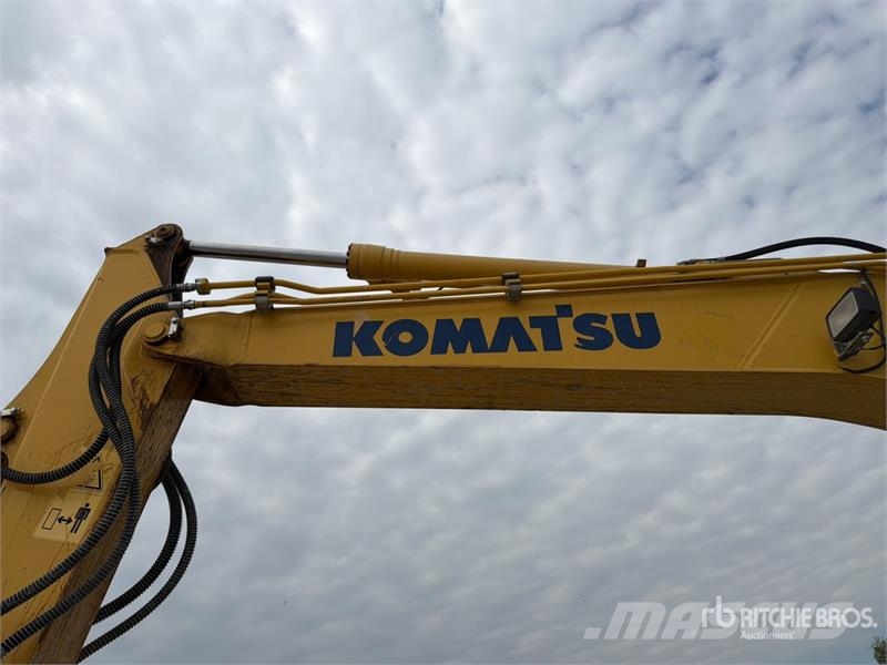 Komatsu PC 138US-11 Tracked Excavator Escavadeiras de esteiras
