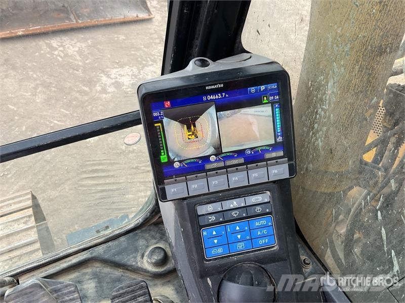 Komatsu PC 138US-11 Tracked Excavator Roomikekskavaatorid