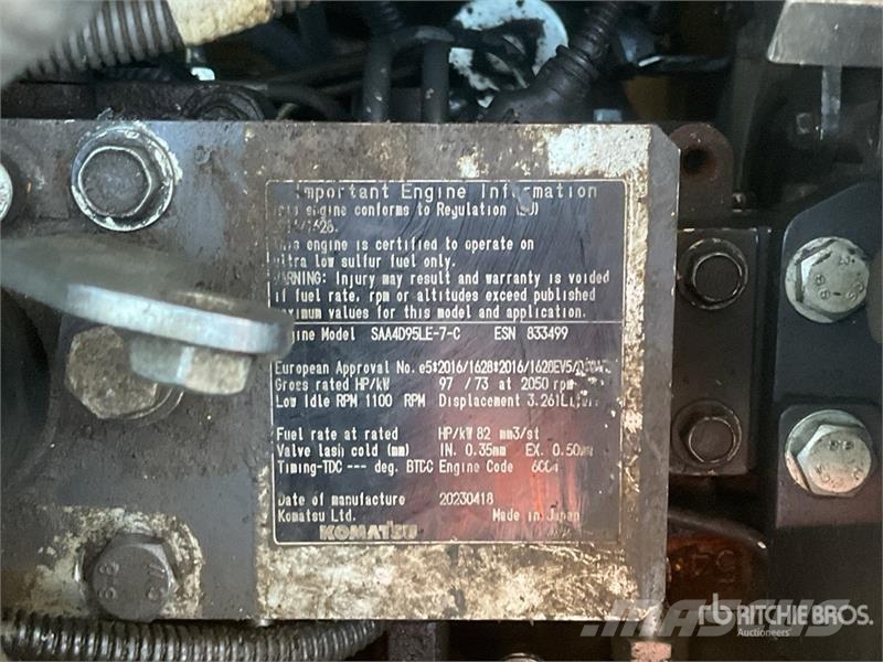Komatsu PC 138US-11 Tracked Excavator حفارات زحافة