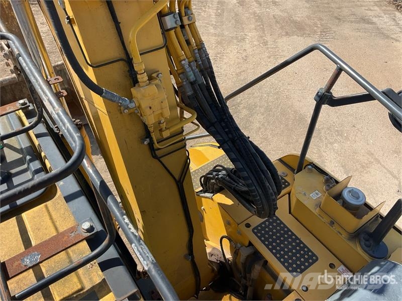 Komatsu PC138US-11 Tracked Excavator Crawler excavators