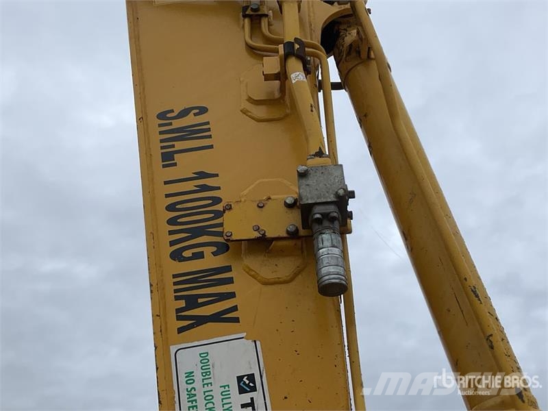 Komatsu PC138US-11 Tracked Excavator Crawler excavators