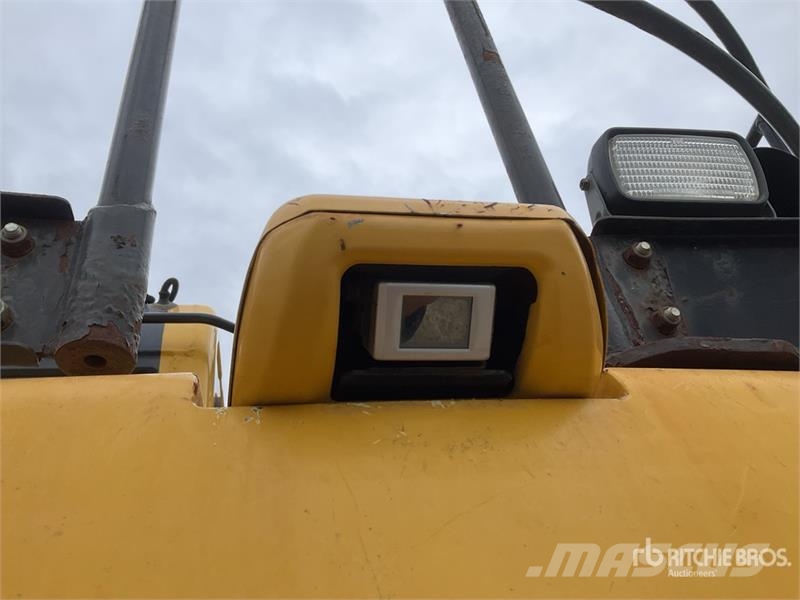 Komatsu PC138US-11 Tracked Excavator Crawler excavators