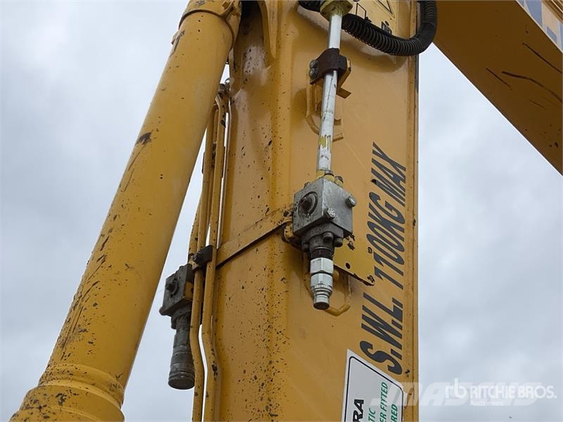 Komatsu PC138US-11 Tracked Excavator Crawler excavators