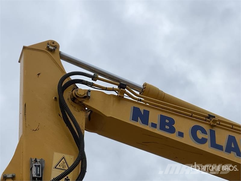 Komatsu PC138US-11 Tracked Excavator Crawler excavators