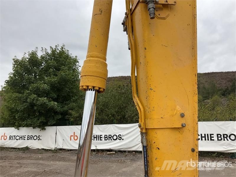 Komatsu PC138US-11 Tracked Excavator Crawler excavators
