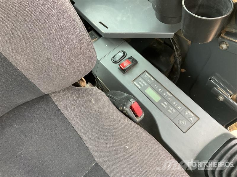 Komatsu PC138US-11 Tracked Excavator Crawler excavators