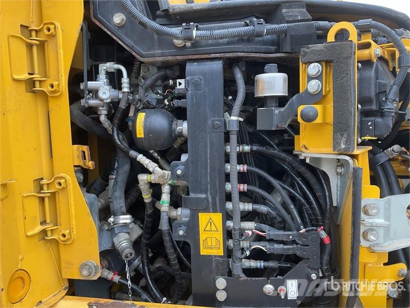 Komatsu PC138US-11 Tracked Excavator Crawler excavators
