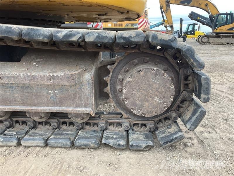 Komatsu PC138US-11 Tracked Excavator Crawler excavators