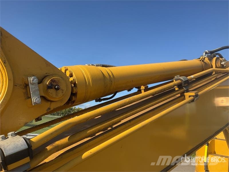 Komatsu PC138US-11E0 Tracked Excavator Bagri goseničarji