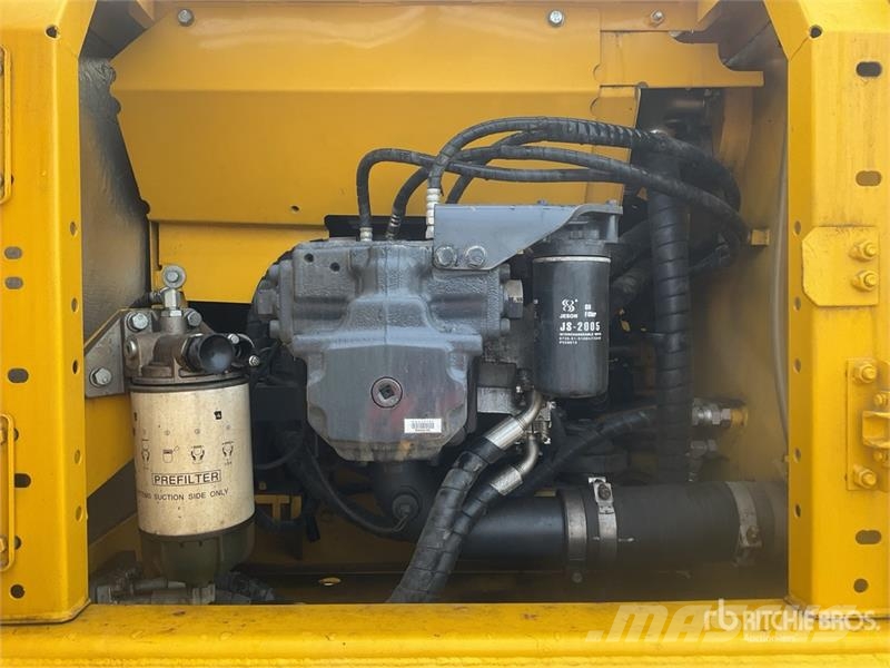 Komatsu PC200-8N1 Tracked Excavator Kāpurķēžu ekskavatori