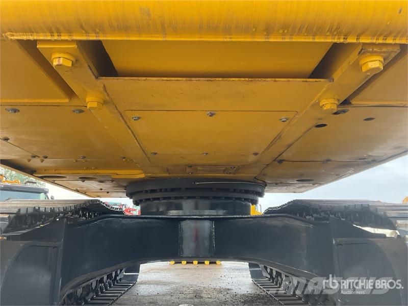 Komatsu PC200-8N1 Tracked Excavator Kāpurķēžu ekskavatori