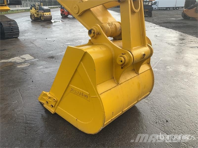 Komatsu PC200-8N1 Tracked Excavator Kāpurķēžu ekskavatori