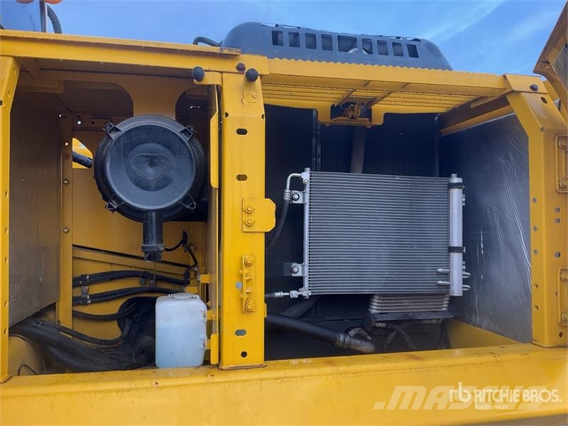 Komatsu PC200-8N1 Tracked Excavator Kāpurķēžu ekskavatori