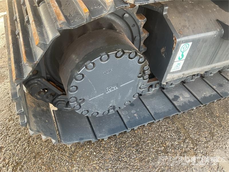 Komatsu PC200-8N1 Tracked Excavator Kāpurķēžu ekskavatori