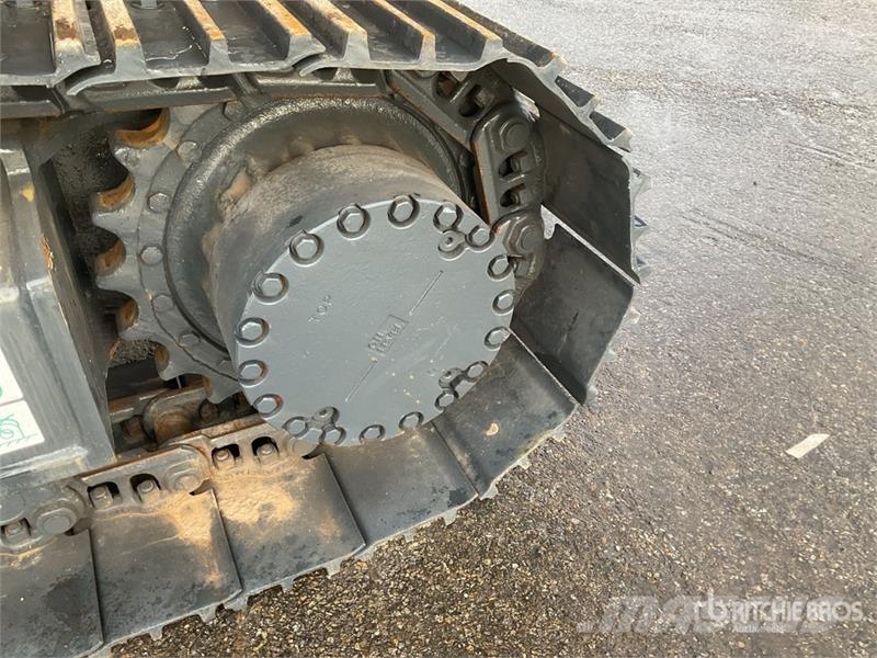 Komatsu PC200-8N1 Tracked Excavator Kāpurķēžu ekskavatori