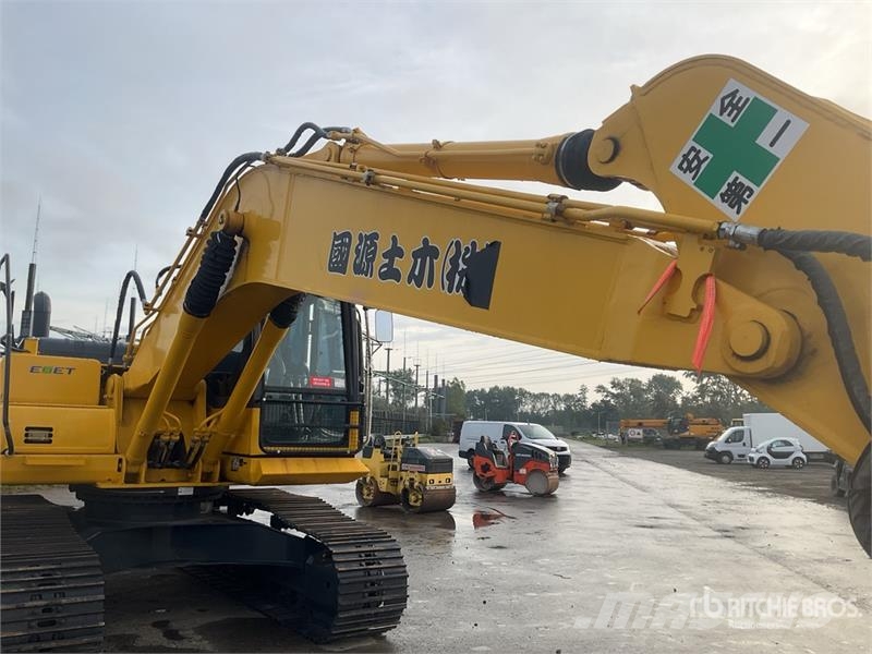 Komatsu PC200-8N1 Tracked Excavator Kāpurķēžu ekskavatori