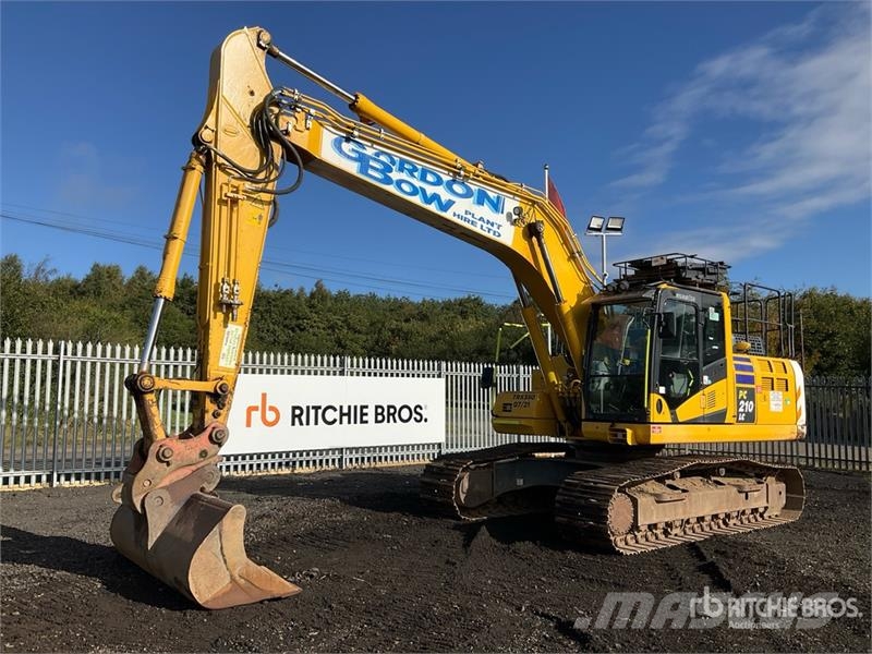 Komatsu PC210LC-10 Tracked Excavator Bandgrävare