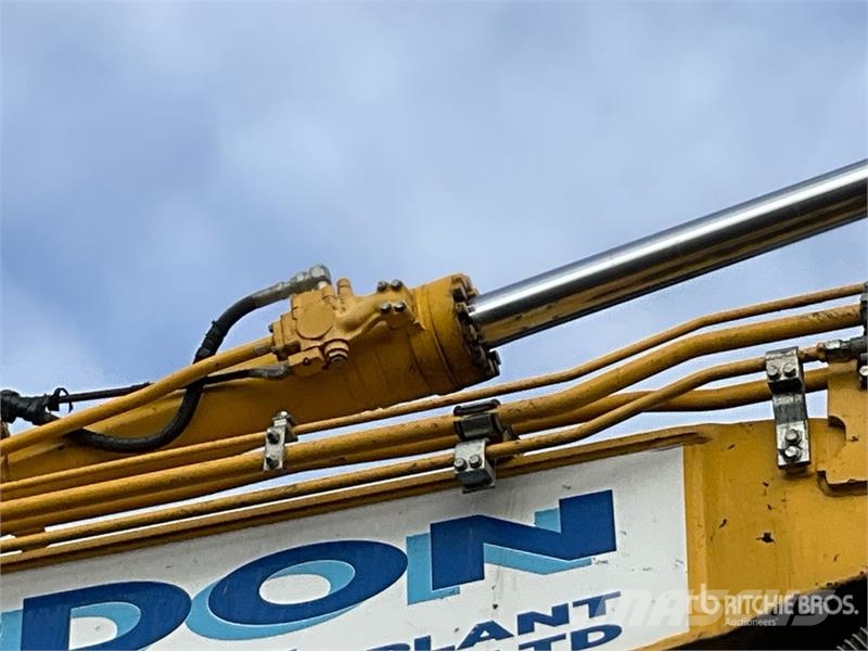 Komatsu PC210LC-10 Tracked Excavator Raupenbagger